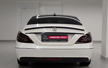 Mercedes-Benz CLS, 2015 год, 3 190 000 рублей, 10 фотография