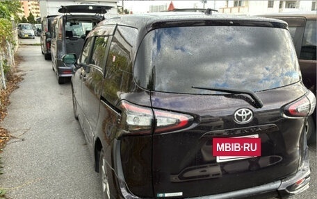 Toyota Sienta II, 2019 год, 1 350 000 рублей, 4 фотография