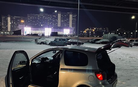 Toyota Vitz, 2000 год, 325 000 рублей, 10 фотография