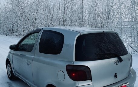 Toyota Vitz, 2000 год, 325 000 рублей, 9 фотография