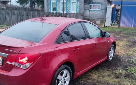 Chevrolet Cruze II, 2011 год, 800 000 рублей, 4 фотография