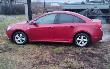 Chevrolet Cruze II, 2011 год, 800 000 рублей, 2 фотография