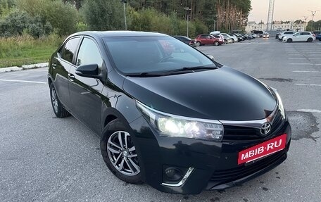 Toyota Corolla, 2014 год, 990 000 рублей, 10 фотография