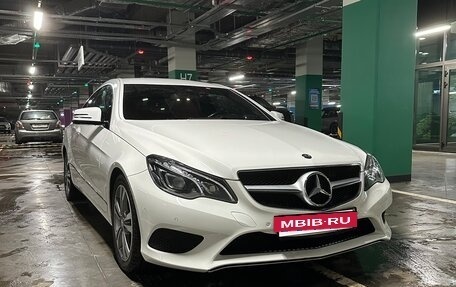 Mercedes-Benz E-Класс, 2015 год, 2 500 000 рублей, 2 фотография