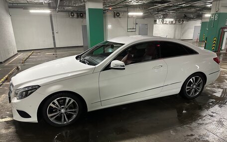 Mercedes-Benz E-Класс, 2015 год, 2 500 000 рублей, 34 фотография