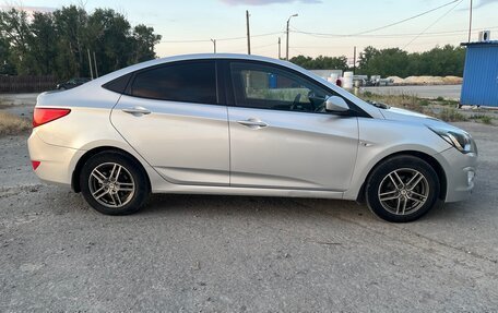 Hyundai Solaris II рестайлинг, 2014 год, 910 000 рублей, 6 фотография