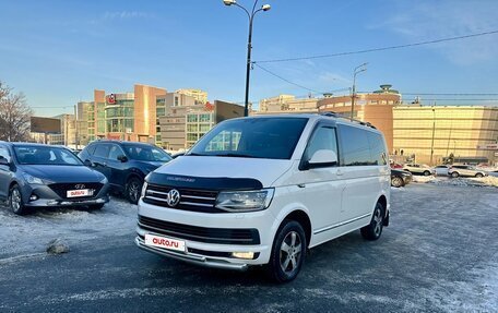 Volkswagen Caravelle T6 рестайлинг, 2016 год, 2 900 000 рублей, 4 фотография