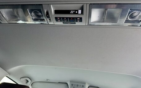 Volkswagen Caravelle T6 рестайлинг, 2016 год, 2 900 000 рублей, 15 фотография