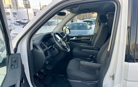 Volkswagen Caravelle T6 рестайлинг, 2016 год, 2 900 000 рублей, 18 фотография