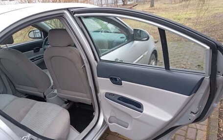 Hyundai Verna II, 2006 год, 260 000 рублей, 12 фотография