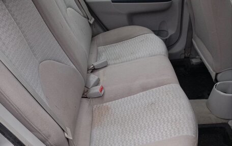 Hyundai Verna II, 2006 год, 260 000 рублей, 13 фотография