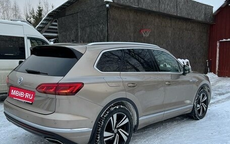 Volkswagen Touareg III, 2019 год, 6 500 000 рублей, 7 фотография