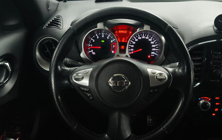 Nissan Juke II, 2011 год, 949 000 рублей, 11 фотография