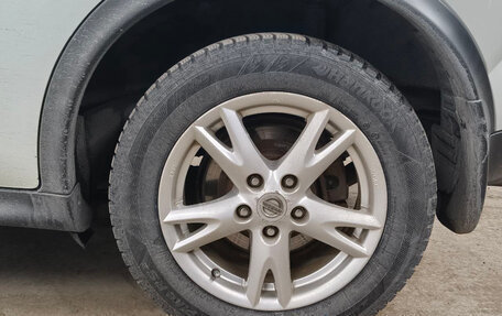 Nissan Juke II, 2011 год, 949 000 рублей, 22 фотография