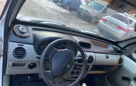 Renault Kangoo II рестайлинг, 2004 год, 220 000 рублей, 11 фотография