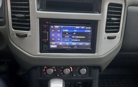 Mitsubishi Pajero III рестайлинг, 2006 год, 1 090 000 рублей, 22 фотография