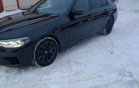 BMW 5 серия, 2018 год, 4 100 000 рублей, 3 фотография