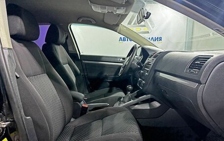 Volkswagen Jetta VI, 2010 год, 679 000 рублей, 8 фотография