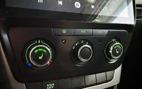 Skoda Yeti I рестайлинг, 2014 год, 1 099 000 рублей, 15 фотография