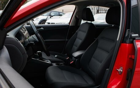 Volkswagen Jetta VI, 2014 год, 1 049 000 рублей, 11 фотография