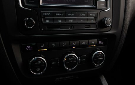 Volkswagen Jetta VI, 2014 год, 1 049 000 рублей, 15 фотография