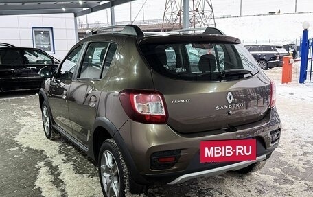 Renault Sandero II рестайлинг, 2018 год, 1 249 000 рублей, 3 фотография