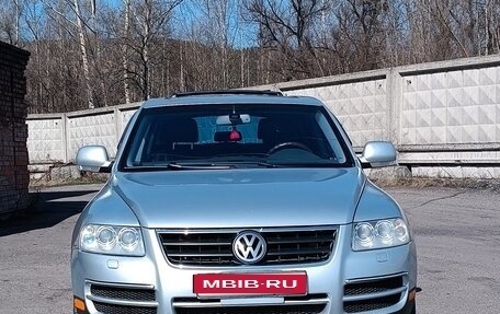 Volkswagen Touareg III, 2005 год, 900 000 рублей, 1 фотография