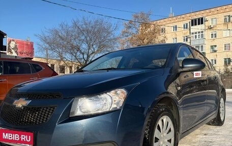 Chevrolet Cruze II, 2009 год, 610 000 рублей, 4 фотография