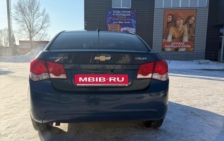 Chevrolet Cruze II, 2009 год, 610 000 рублей, 10 фотография