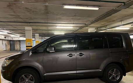 Mitsubishi Delica D:5 I, 2017 год, 2 600 000 рублей, 2 фотография