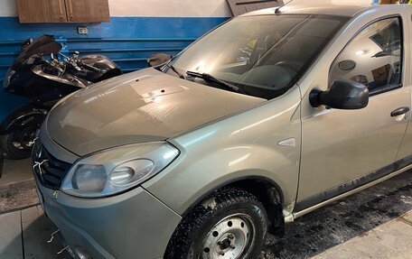 Renault Sandero I, 2012 год, 420 000 рублей, 2 фотография