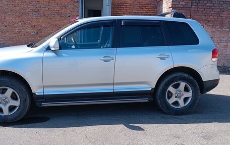 Volkswagen Touareg III, 2005 год, 900 000 рублей, 2 фотография