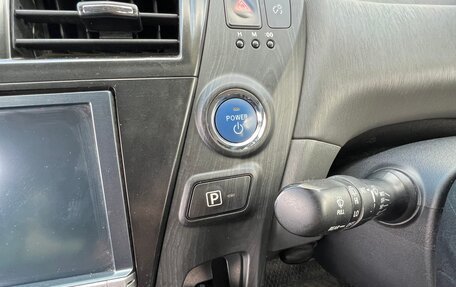 Toyota Prius Alpha I (ZVW40/41), 2013 год, 1 800 000 рублей, 11 фотография