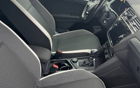 Volkswagen Tiguan II, 2019 год, 2 400 000 рублей, 9 фотография