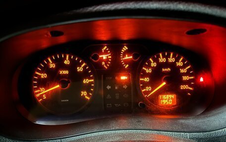 Renault Kangoo II рестайлинг, 2003 год, 340 000 рублей, 14 фотография