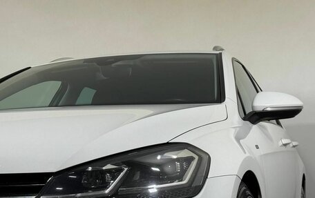 Volkswagen Golf VII, 2018 год, 1 950 000 рублей, 21 фотография