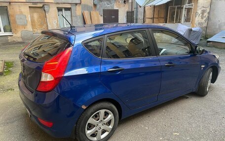 Hyundai Solaris II рестайлинг, 2012 год, 550 000 рублей, 7 фотография