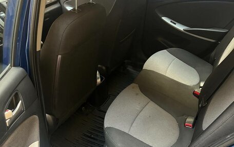 Hyundai Solaris II рестайлинг, 2012 год, 550 000 рублей, 18 фотография