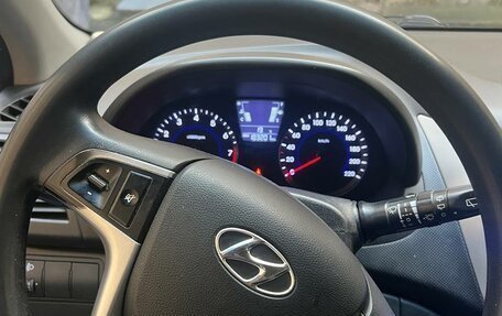 Hyundai Solaris II рестайлинг, 2012 год, 550 000 рублей, 12 фотография