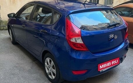 Hyundai Solaris II рестайлинг, 2012 год, 550 000 рублей, 14 фотография