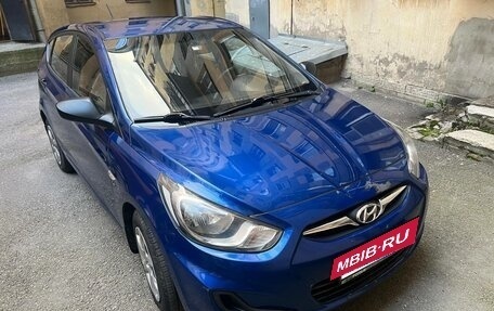 Hyundai Solaris II рестайлинг, 2012 год, 550 000 рублей, 22 фотография