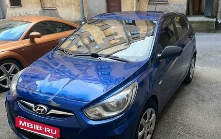 Hyundai Solaris II рестайлинг, 2012 год, 550 000 рублей, 27 фотография