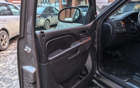 Chevrolet Tahoe III, 2012 год, 2 650 000 рублей, 8 фотография