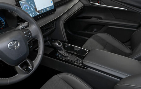 Toyota Camry, 2024 год, 4 500 000 рублей, 14 фотография