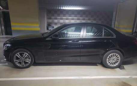 Mercedes-Benz C-Класс, 2017 год, 2 390 000 рублей, 4 фотография