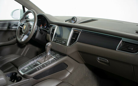 Porsche Macan I рестайлинг, 2018 год, 3 980 000 рублей, 9 фотография