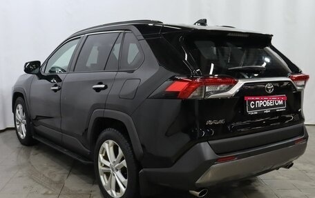 Toyota RAV4, 2020 год, 3 150 000 рублей, 6 фотография