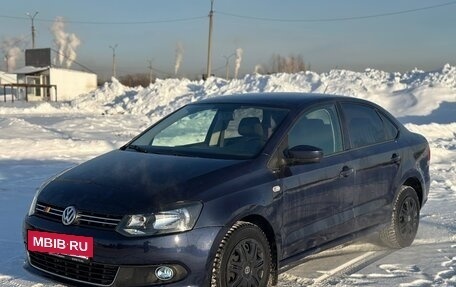 Volkswagen Polo VI (EU Market), 2011 год, 530 000 рублей, 4 фотография