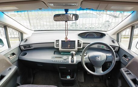 Honda Freed I, 2011 год, 1 100 000 рублей, 3 фотография