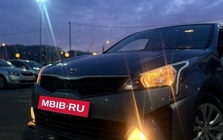 KIA Rio IV, 2020 год, 1 700 000 рублей, 5 фотография
